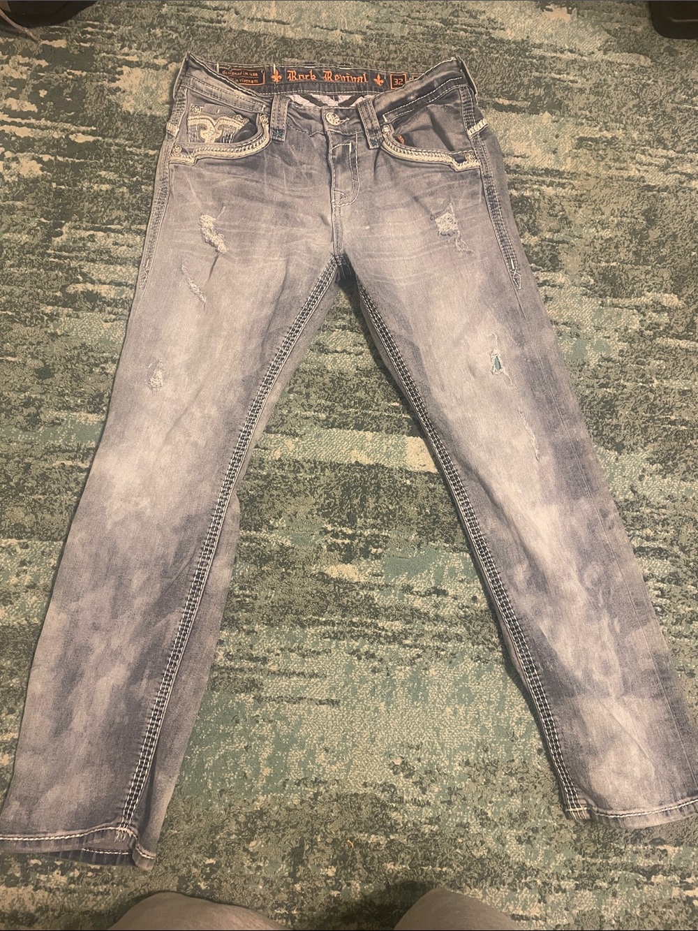 Rock Revival Men’s Light Wash Slim Straight Jeans